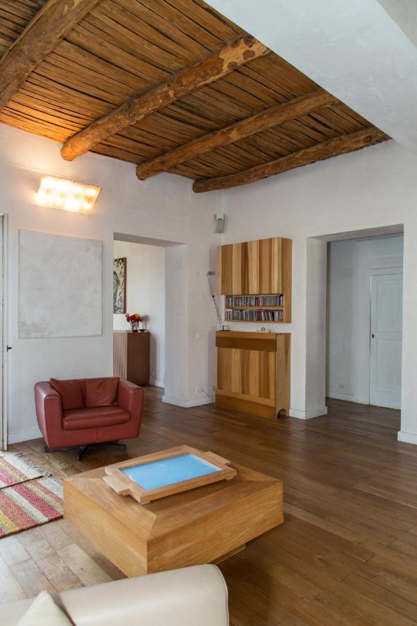 La Casa Nel Cuore Della Citta Nápoles Exterior foto